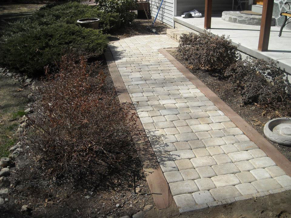 Excavation, Landscaping, Pavers & Patios Warwick, RI Stoneway